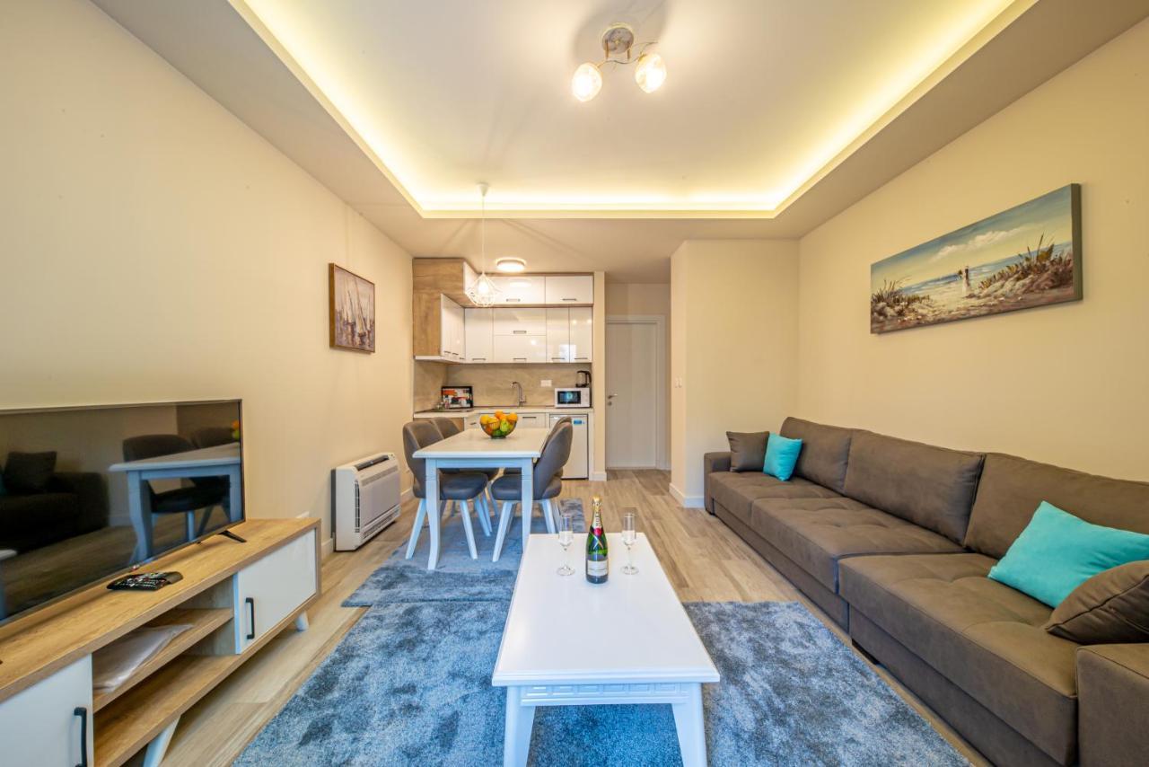 Mar Azul Apartments Petrovac Exteriör bild