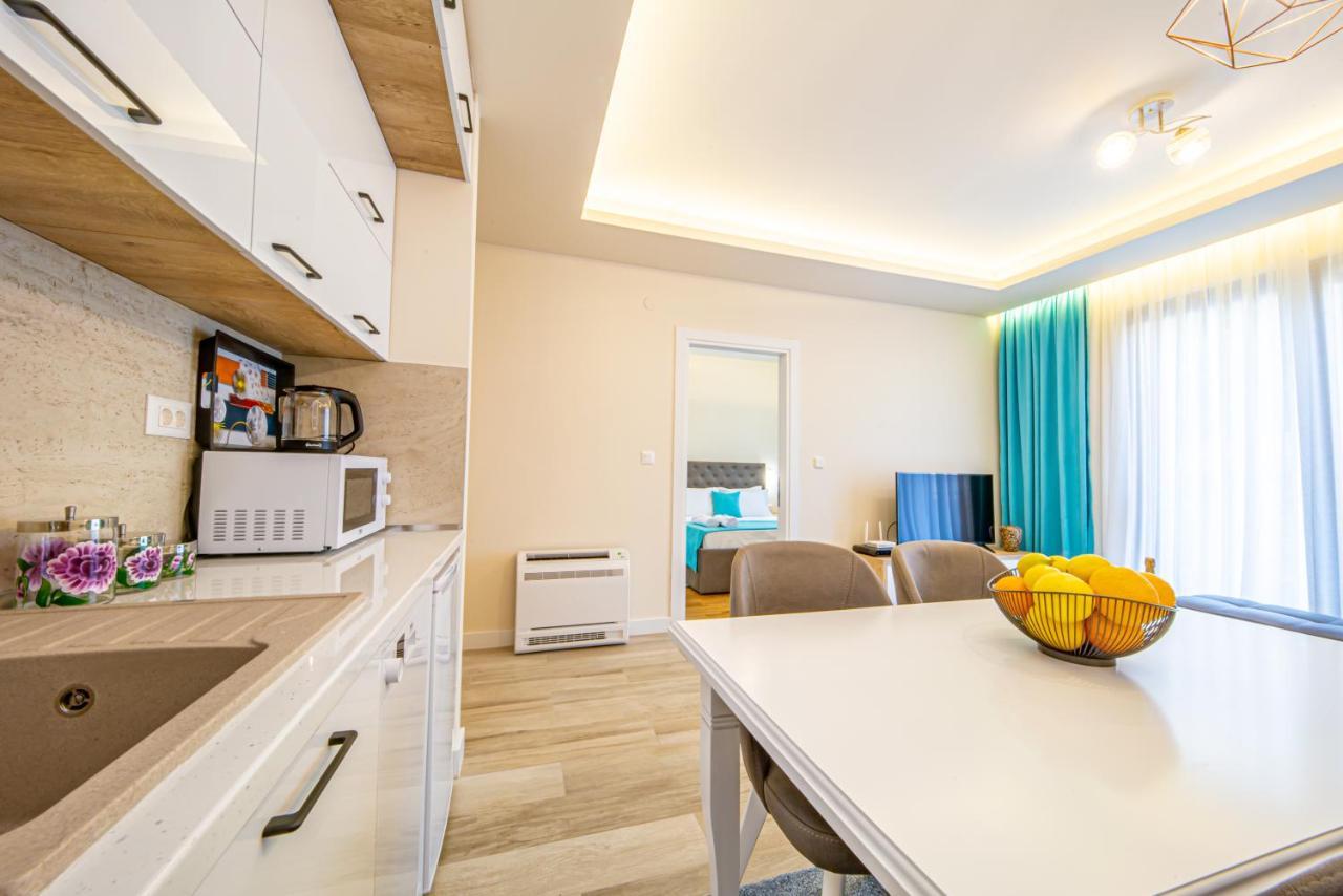Mar Azul Apartments Petrovac Exteriör bild
