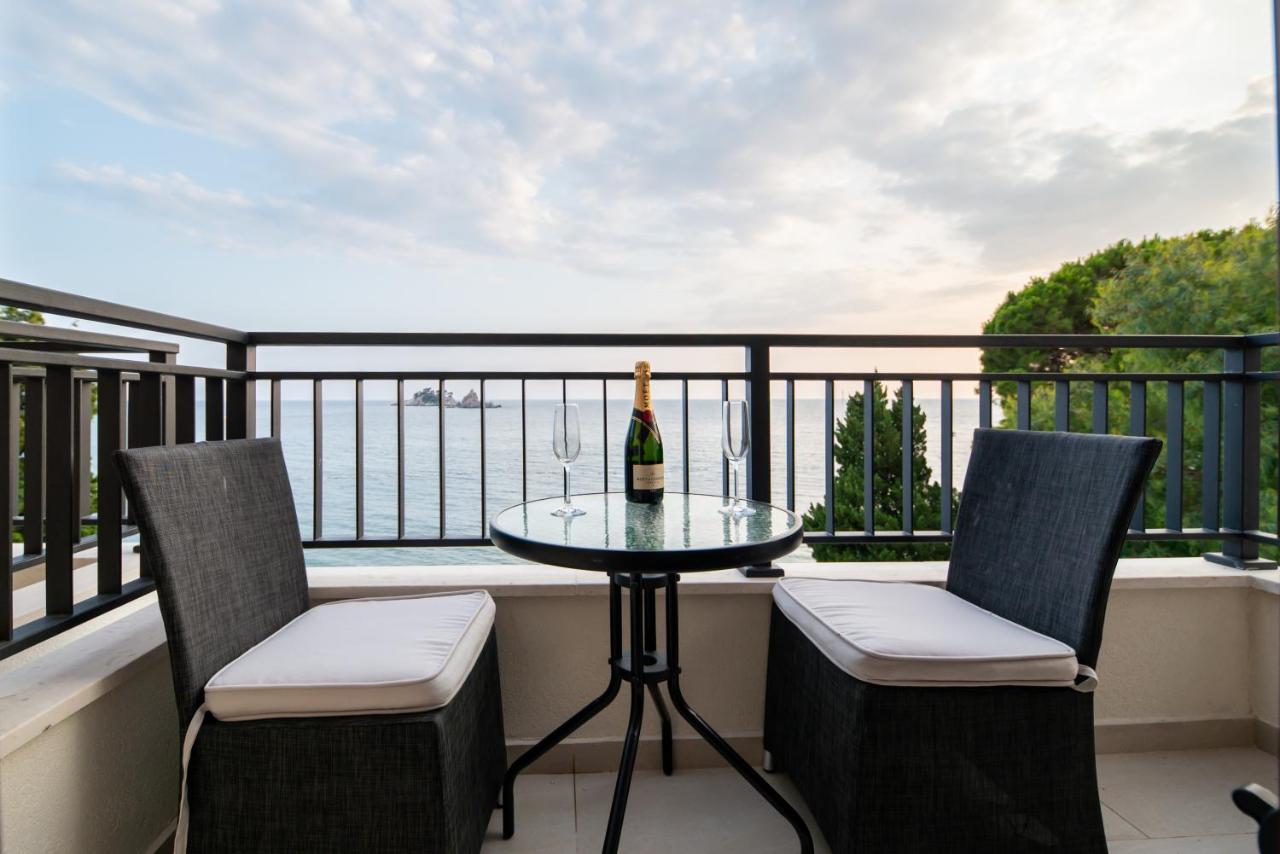 Mar Azul Apartments Petrovac Exteriör bild