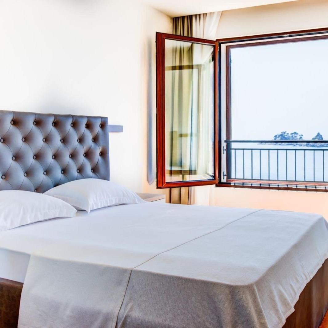 Mar Azul Apartments Petrovac Exteriör bild