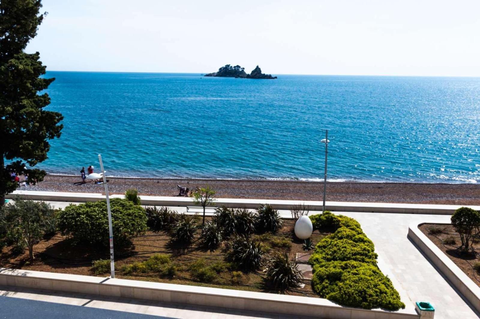 Mar Azul Apartments Petrovac Exteriör bild